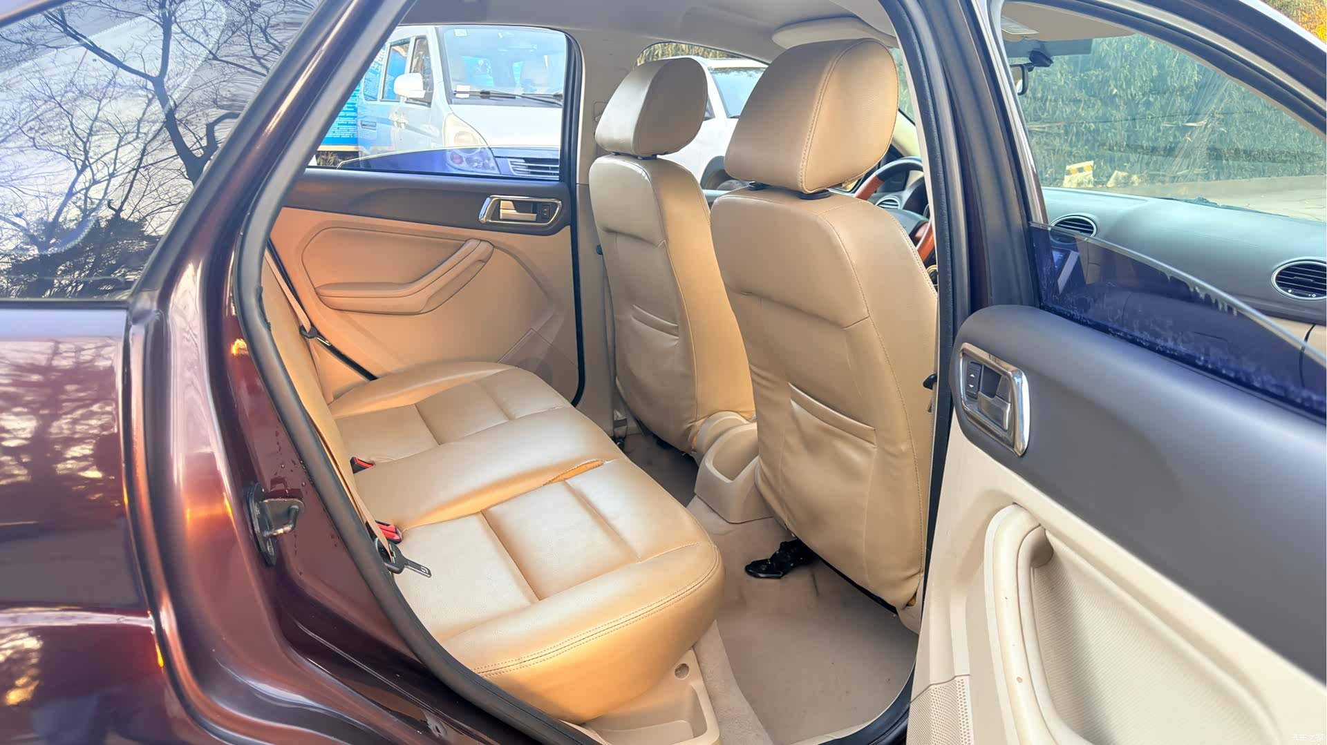 Ford Focus, 2013 12