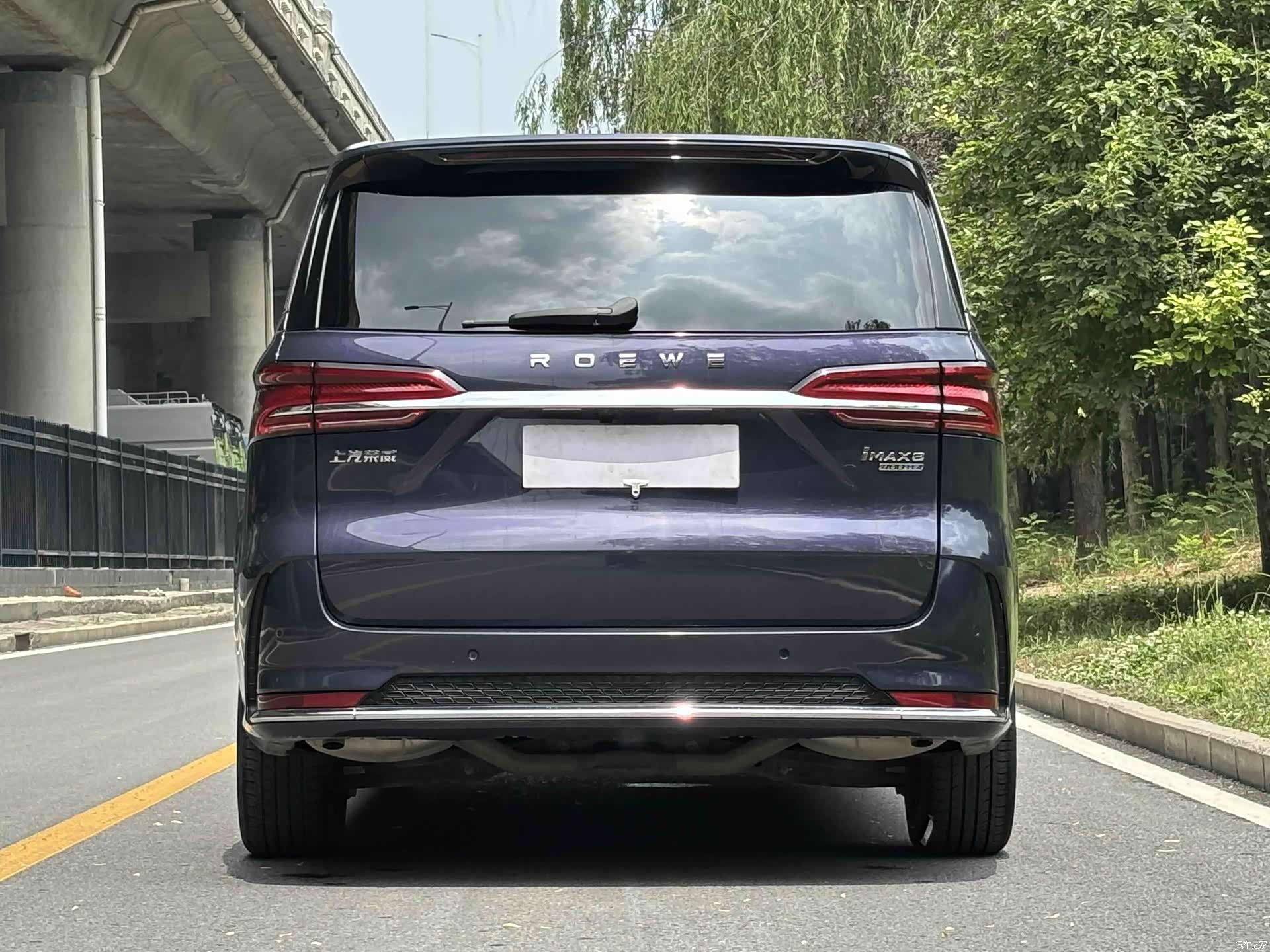 Roewe iMAX8, 2021 все фото