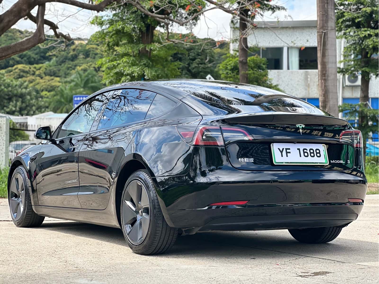 Tesla Model 3, 2022 все фото