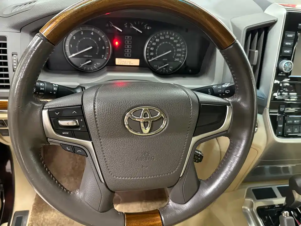 Toyota Land Cruiser Toyota Land Cruiser
