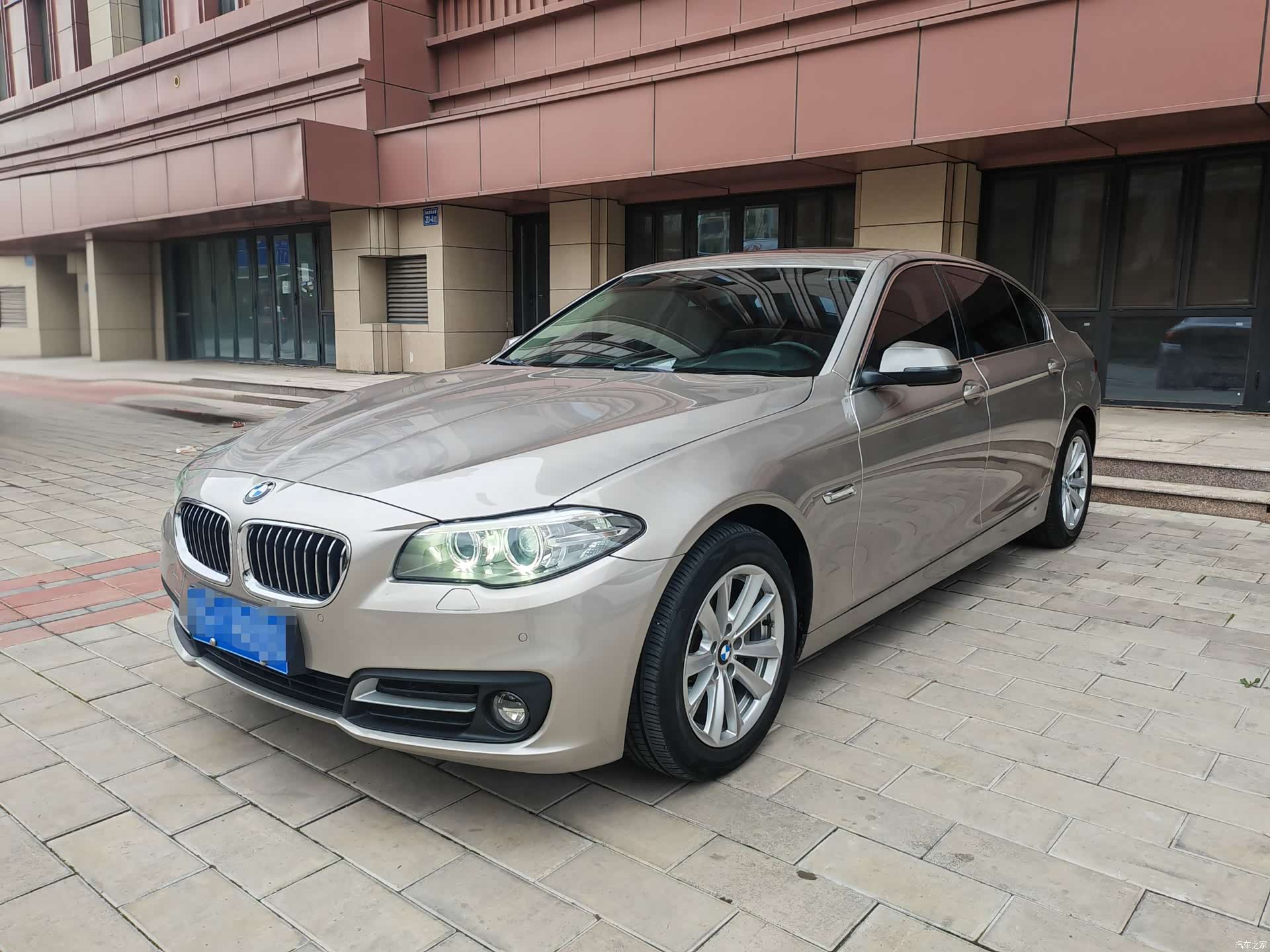 BMW 5 Series, 2017 1