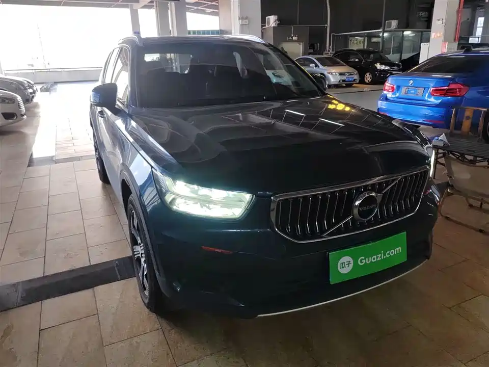 Volvo XC40