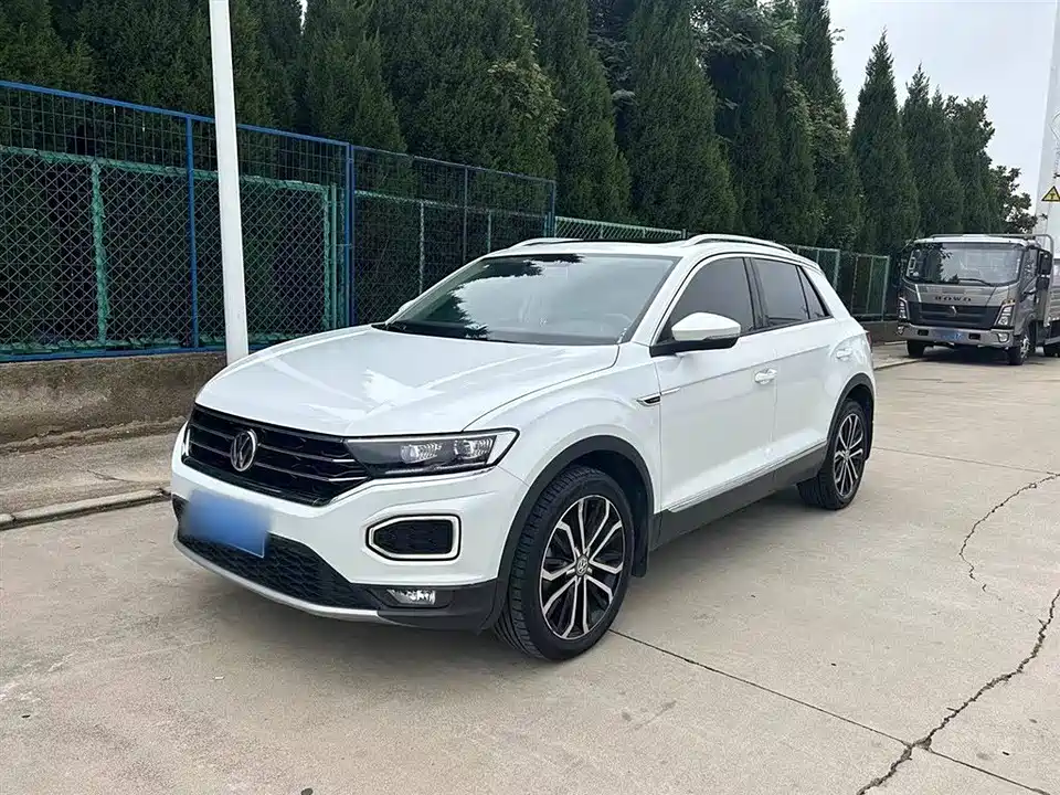 Volkswagen T-ROC exploring Songs