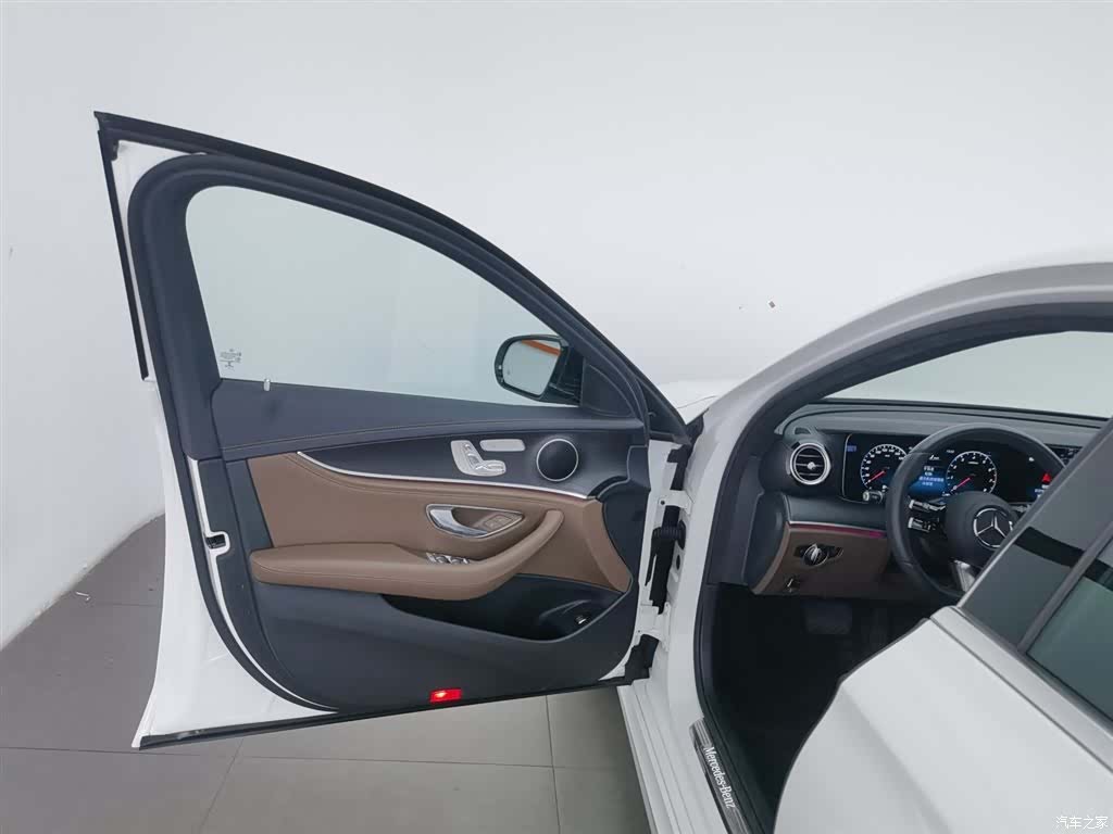 Mercedes-Benz E-Class, 2021 8