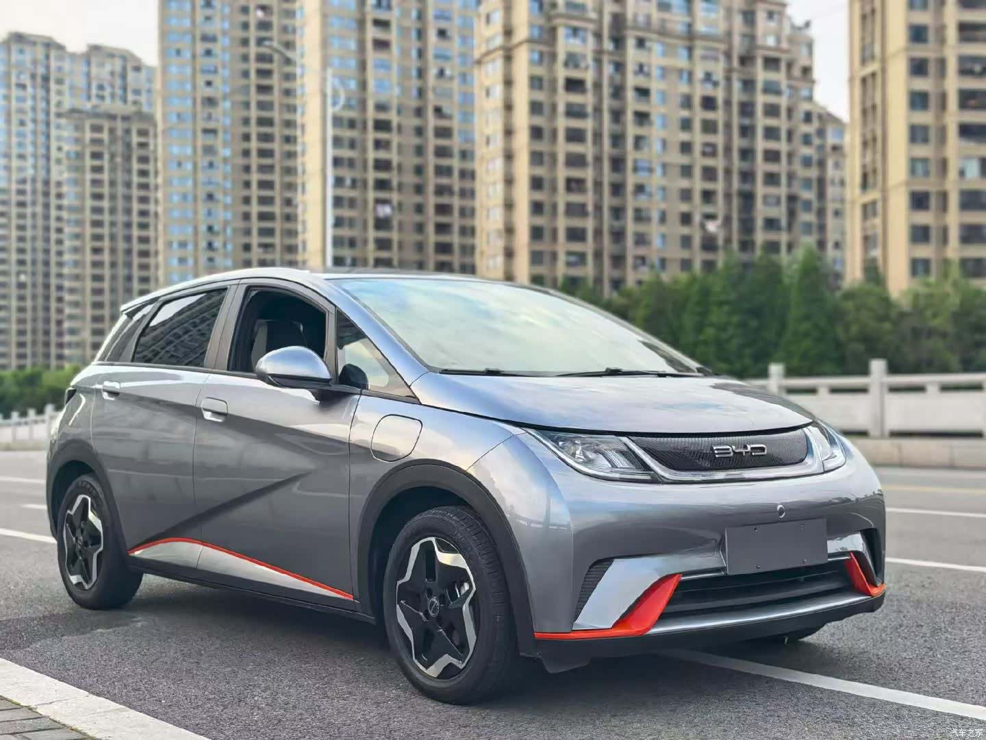 BYD Dolphin, 2022 3
