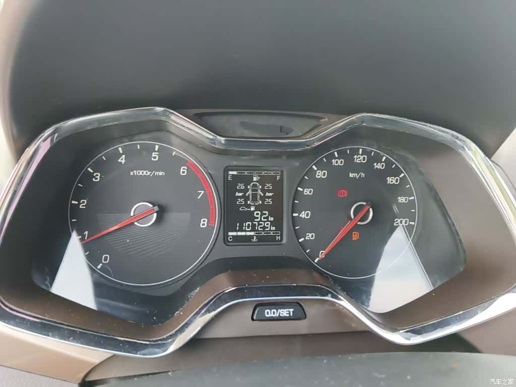 Wuling 310W, 2017 12