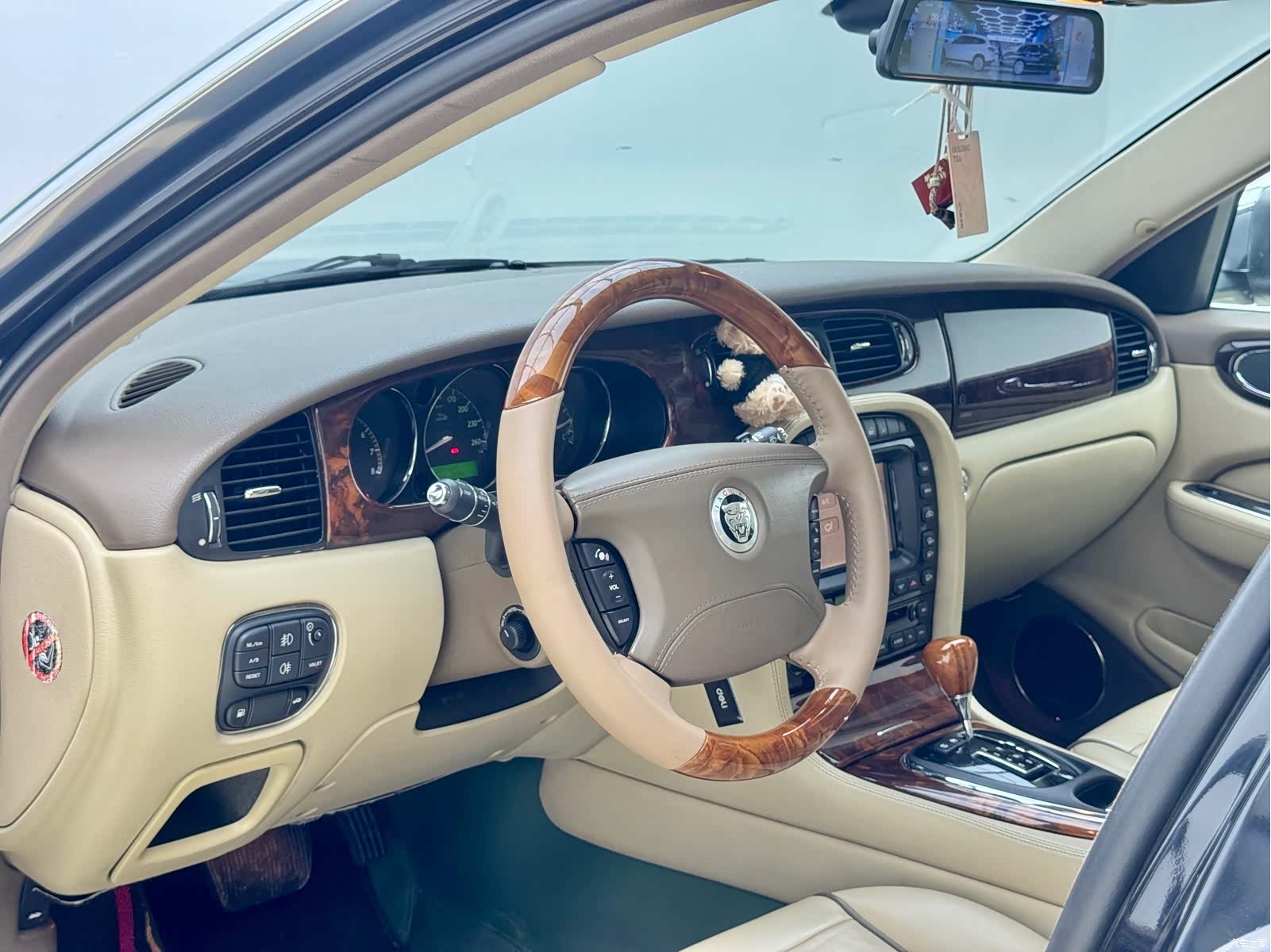 Jaguar XJ, 2009 6