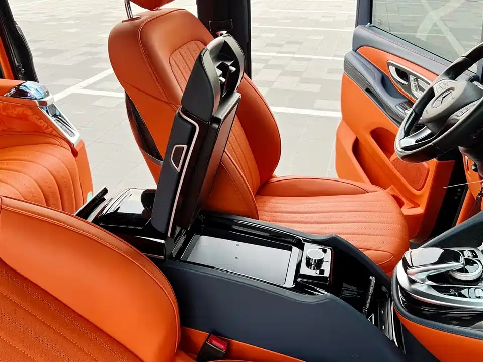 Mercedes-Benz V-class