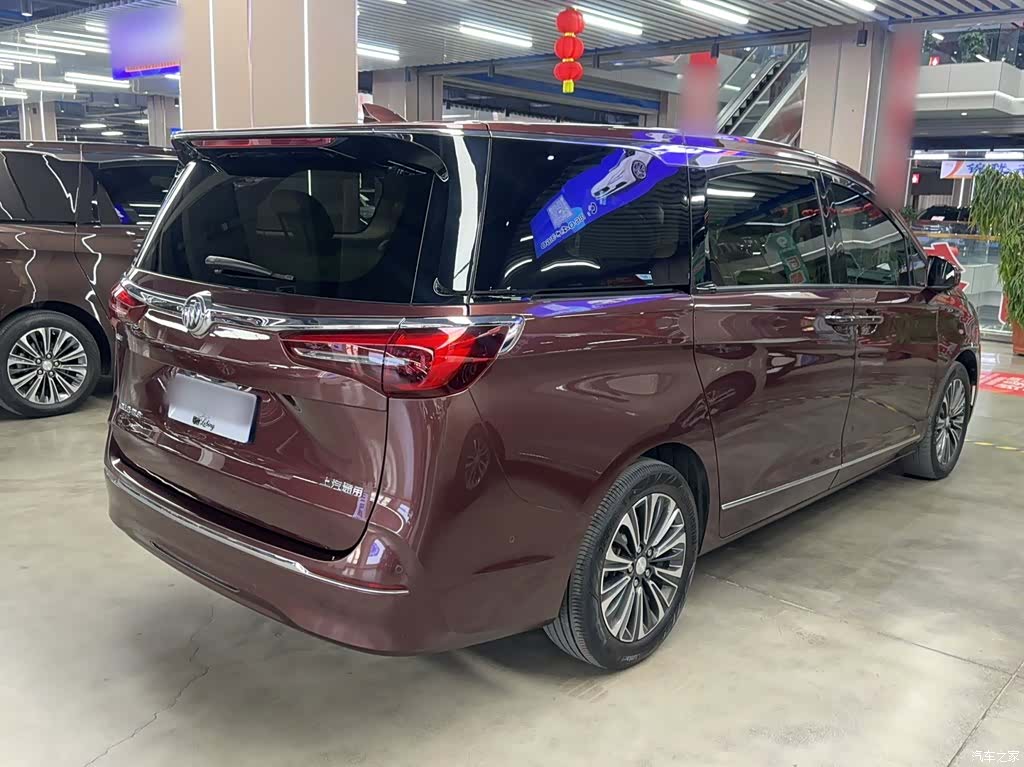 Buick GL8, 2022 11