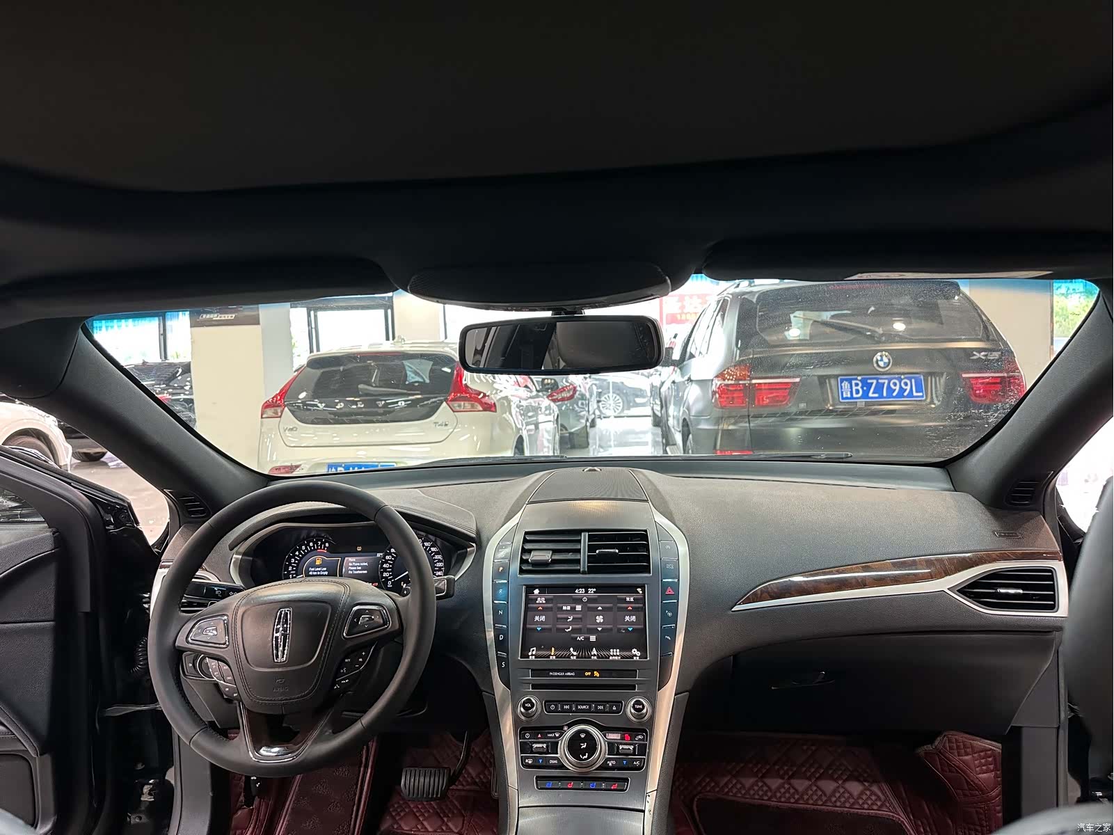 Lincoln MKZ, 2017 12