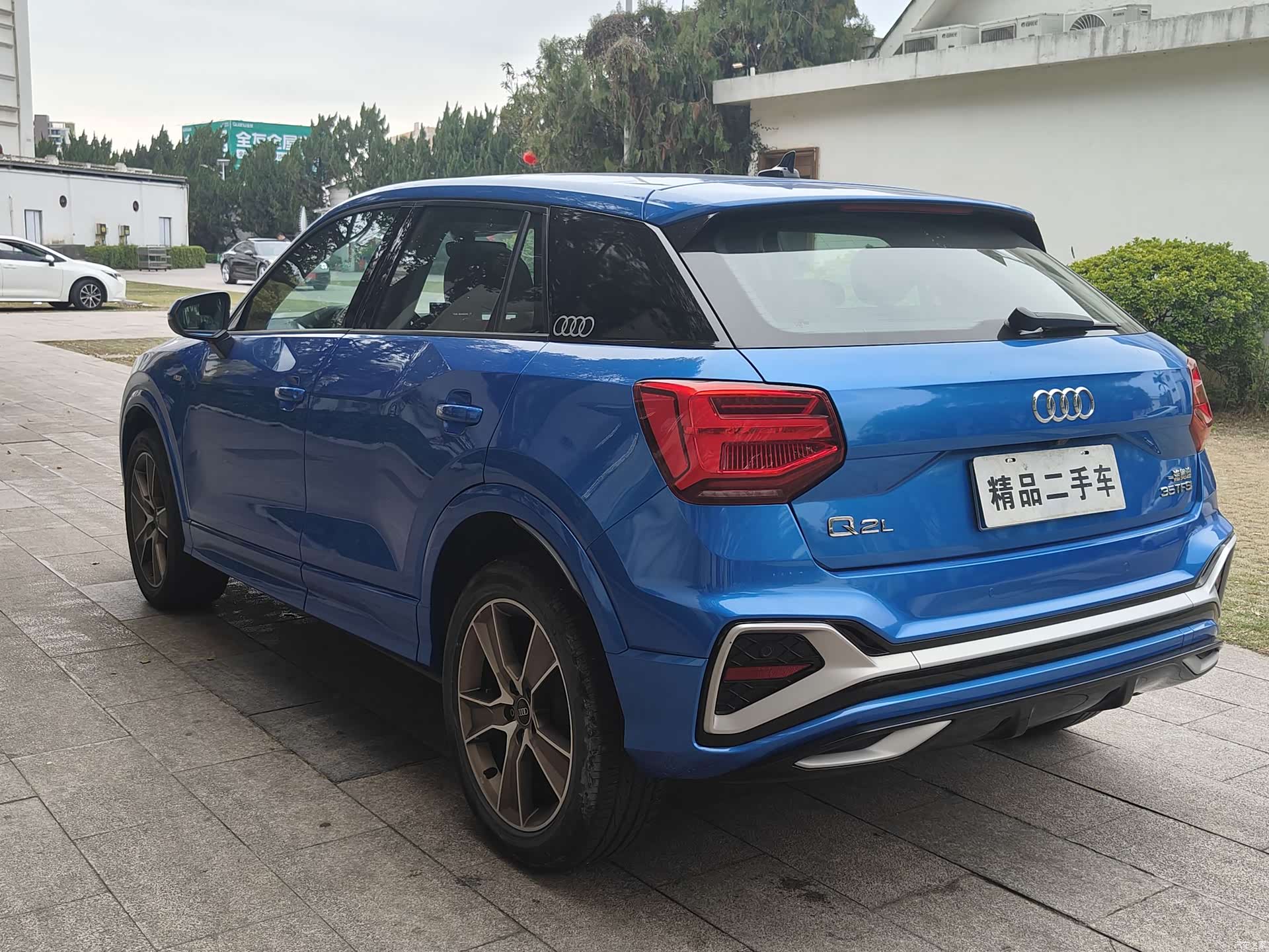 Audi Q2L, 2023 7