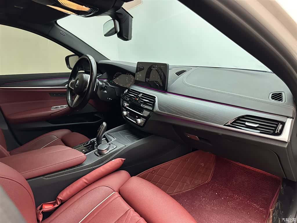 BMW 5 Series, 2021 11