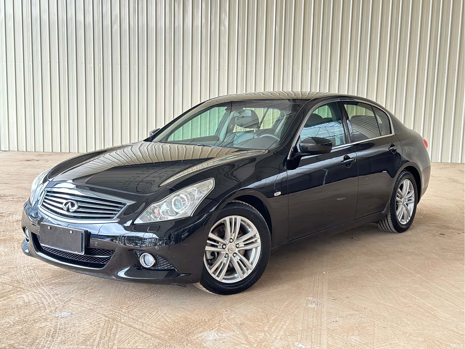 Infiniti G25