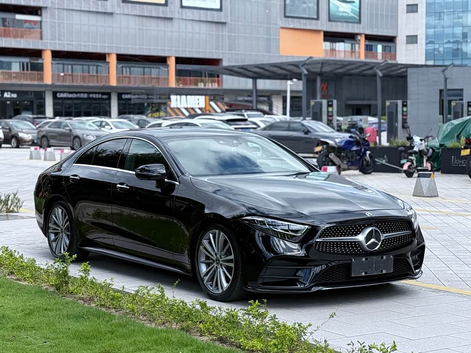 Mercedes-Benz CLS