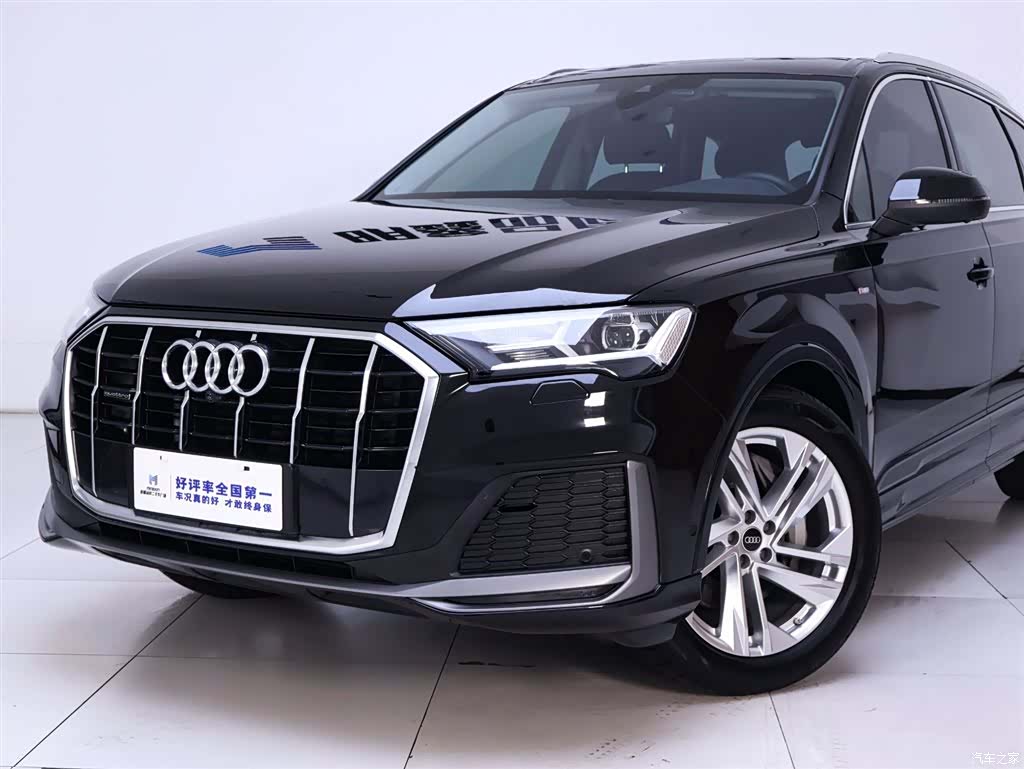 Audi Q7, 2023 3