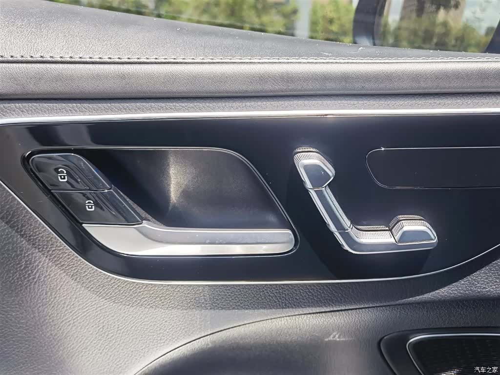 Mercedes-Benz C-Class, 2024 30