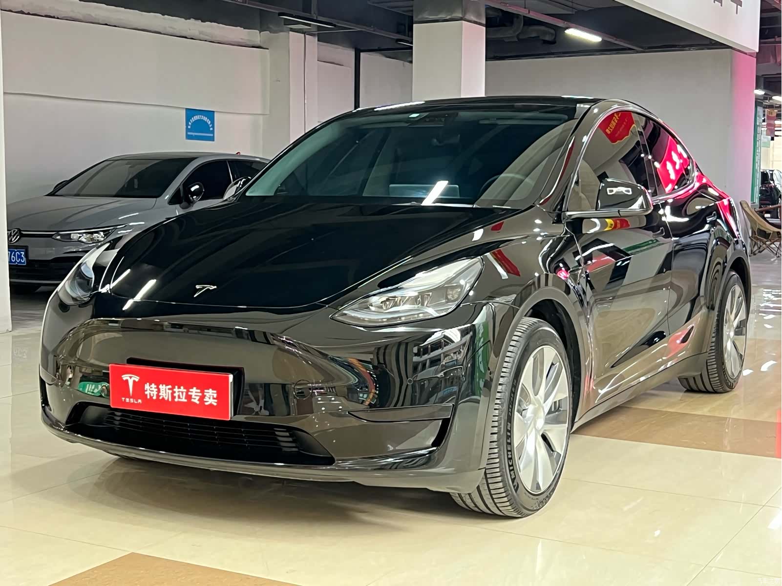 Tesla Model Y, 2023 1