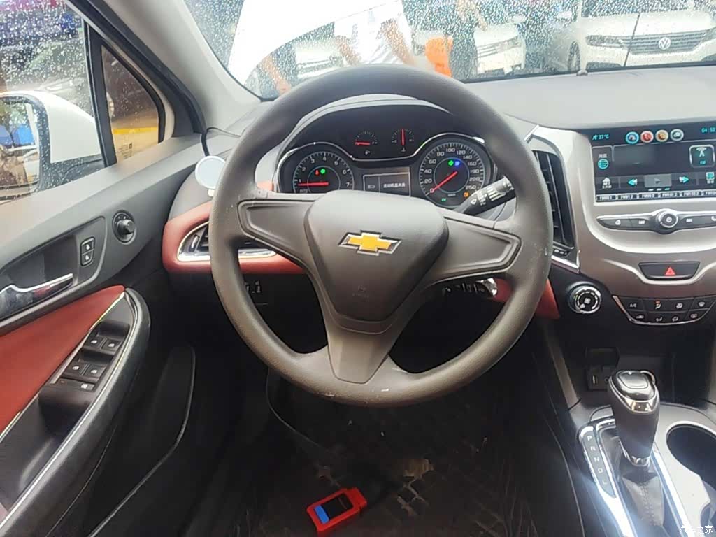 Chevrolet 320, 2018 11