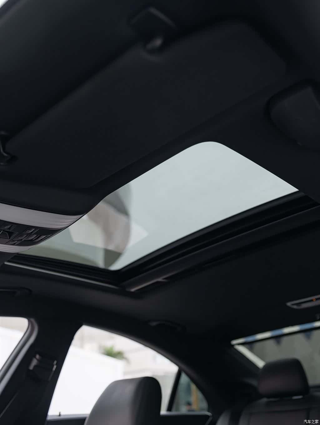 Mercedes-Benz CLS, 2018 18