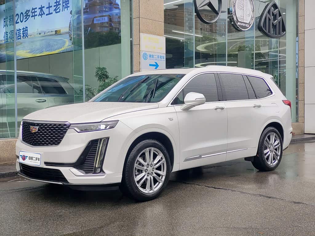 Cadillac XT6