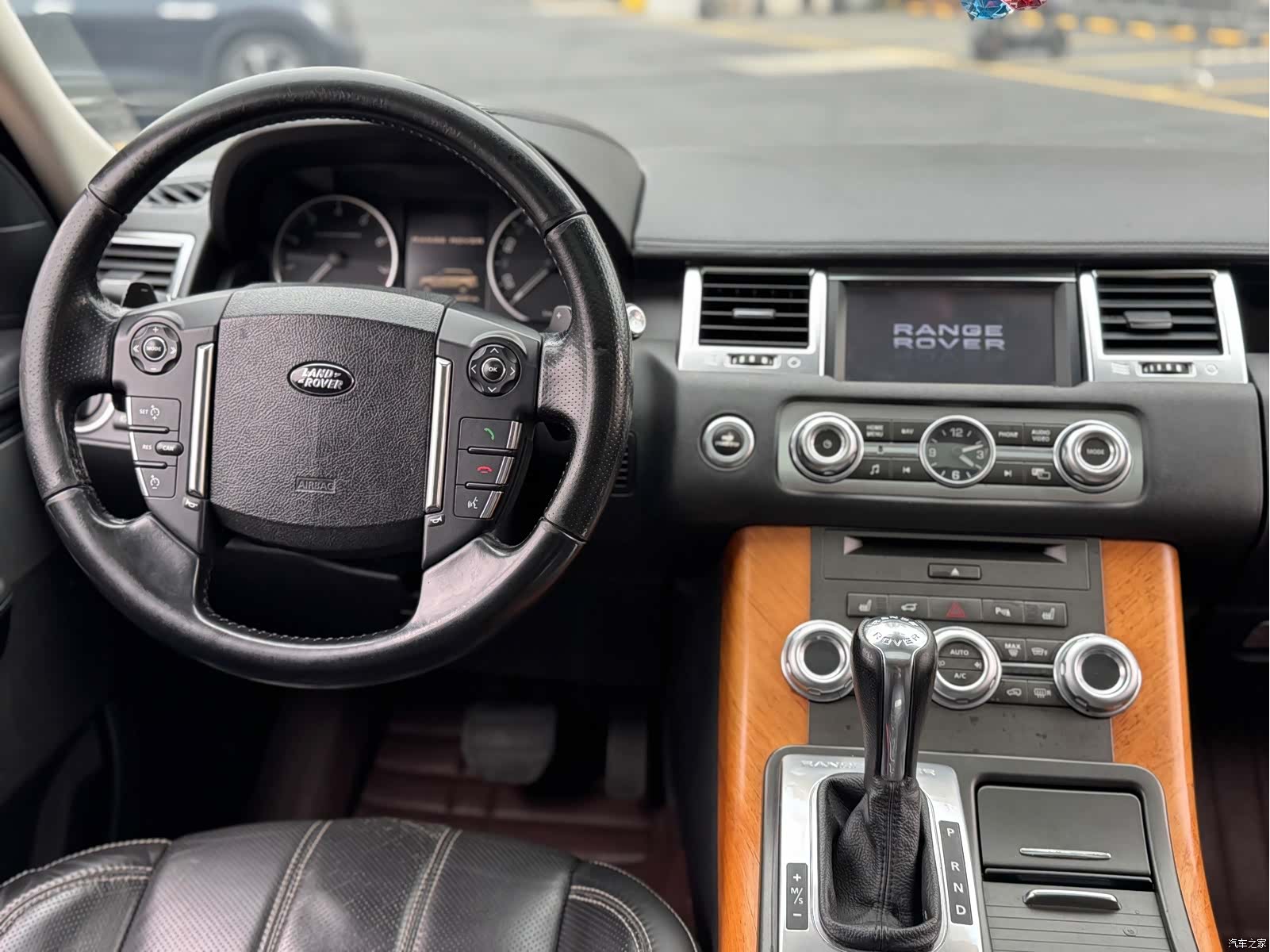 Land Rover Range Rover, 2011 16