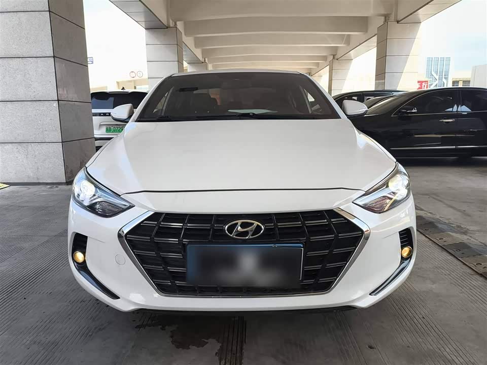 Hyundai Lead