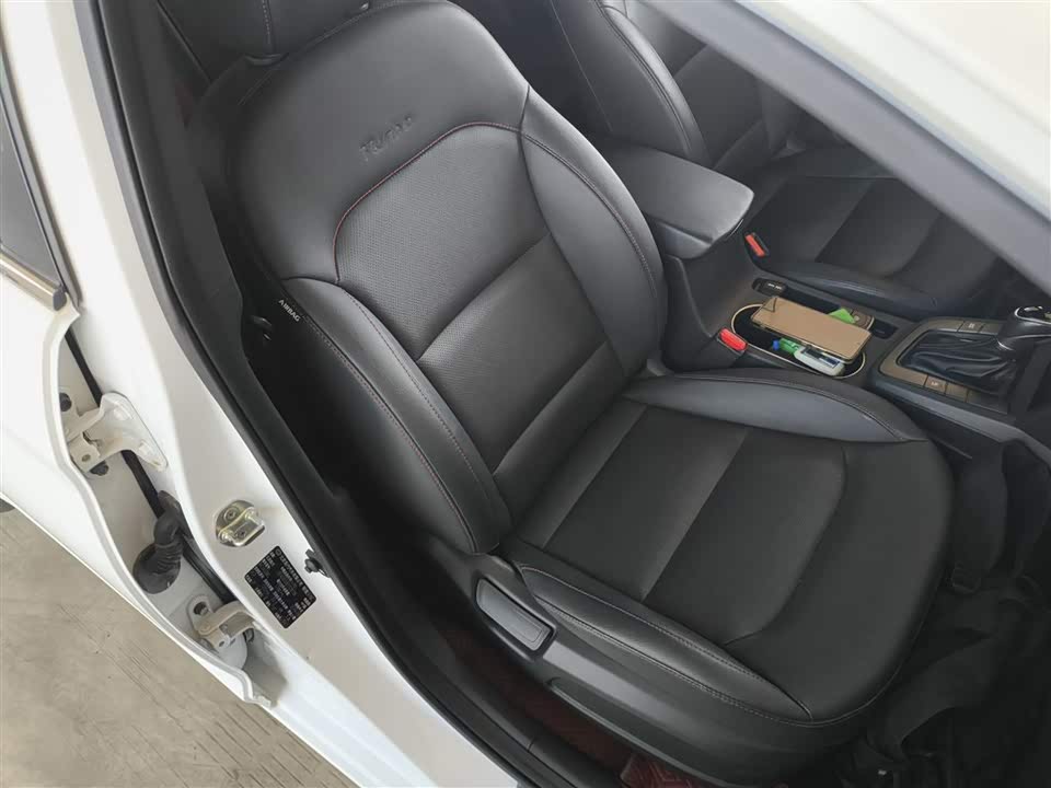 Hyundai Lead
