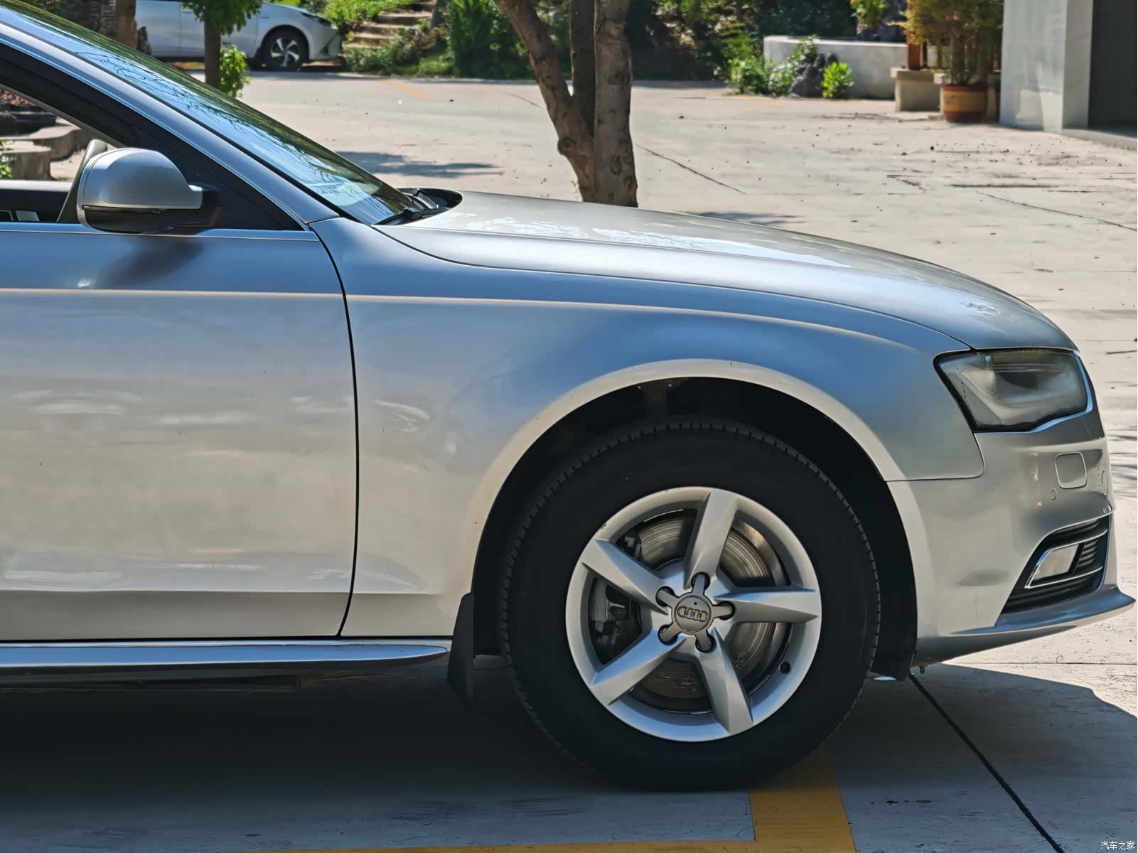 Audi A4L, 2012 все фото