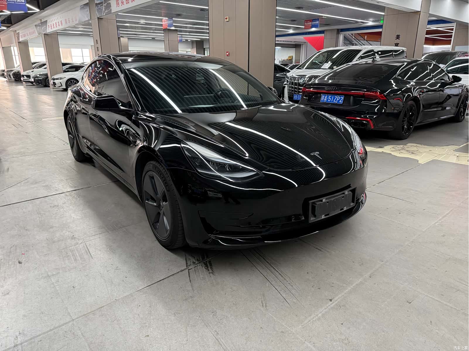 Tesla Model 3, 2023 3