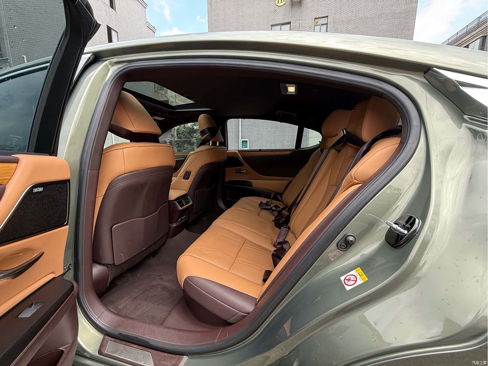 Lexus ES, 2019 6