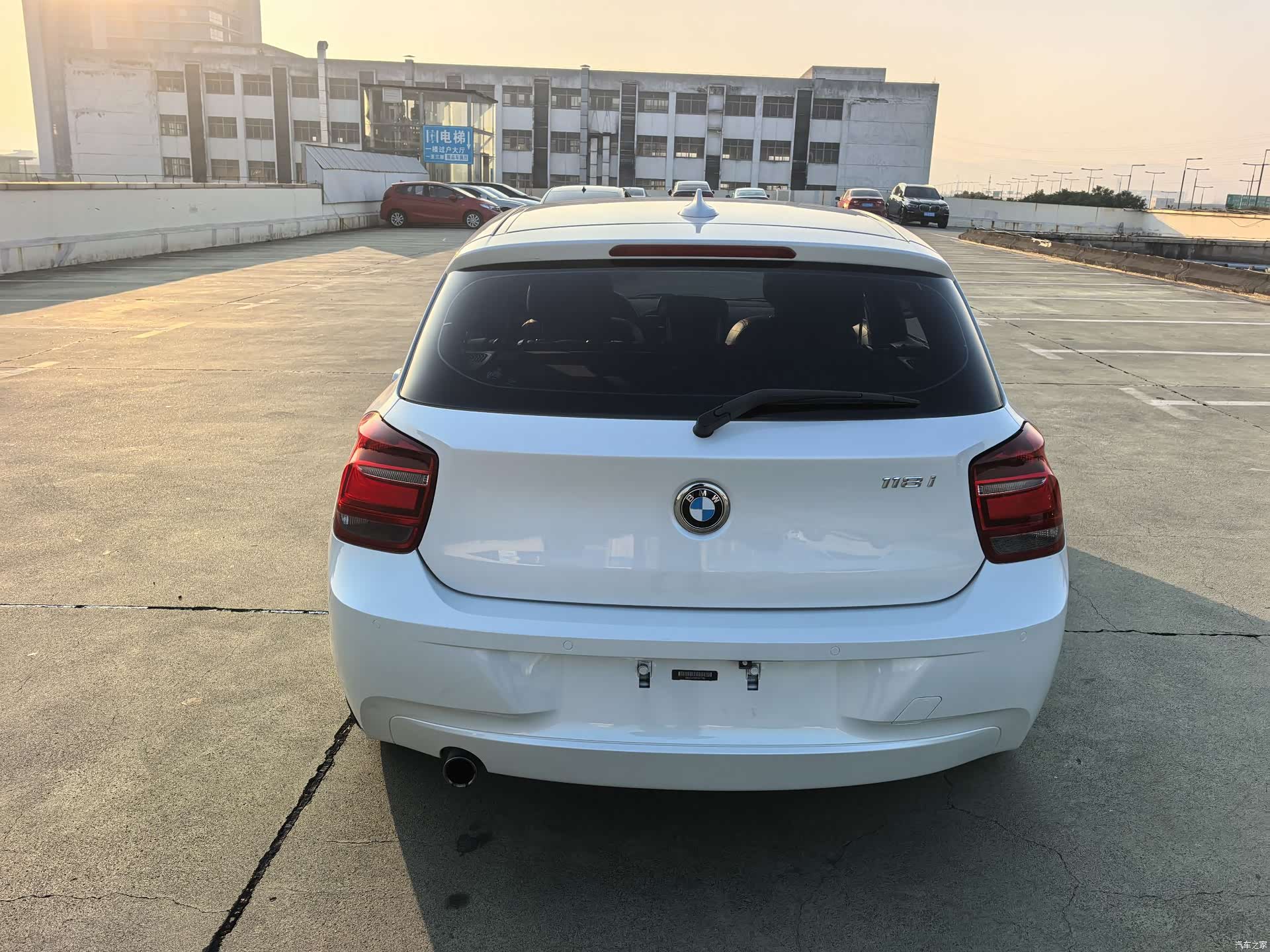 BMW 1 Series, 2015 все фото