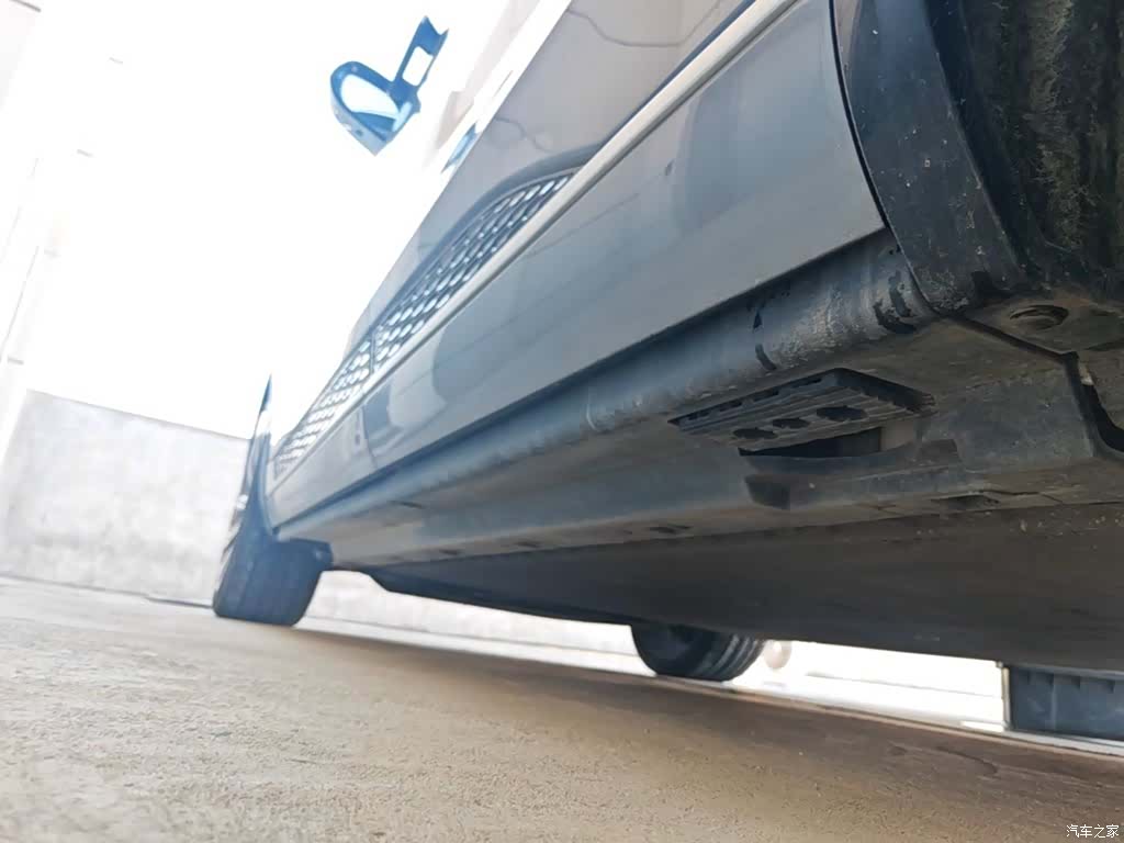 Hongqi E-HS9, 2023 22