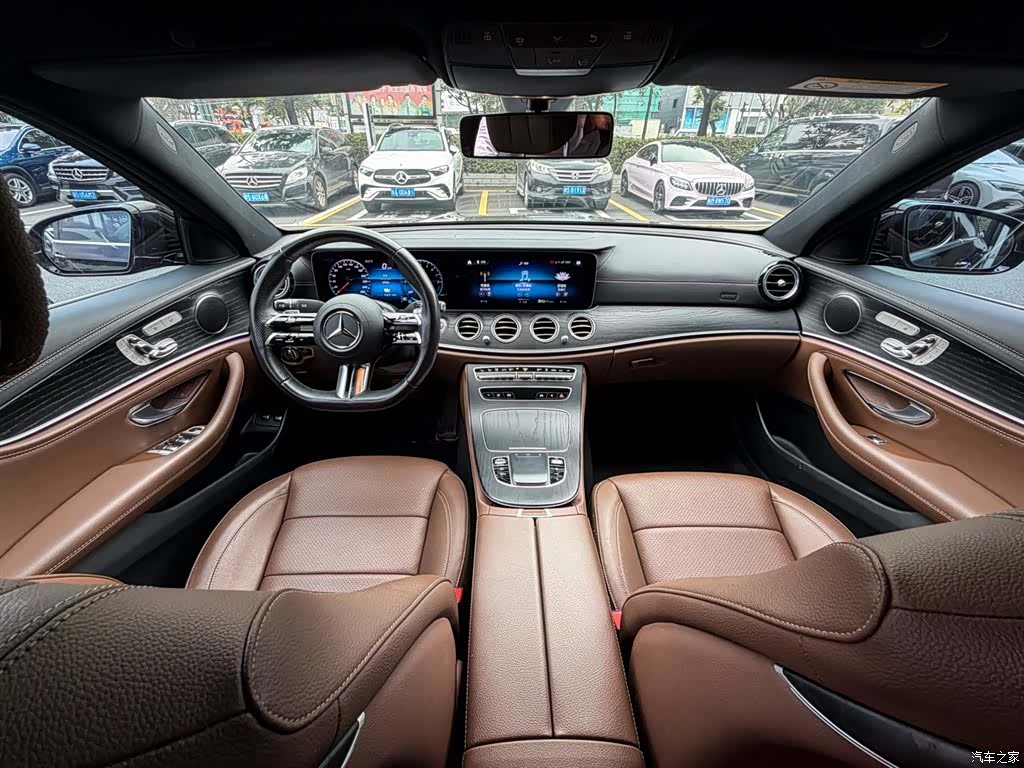 Mercedes-Benz E-Class, 2023 6