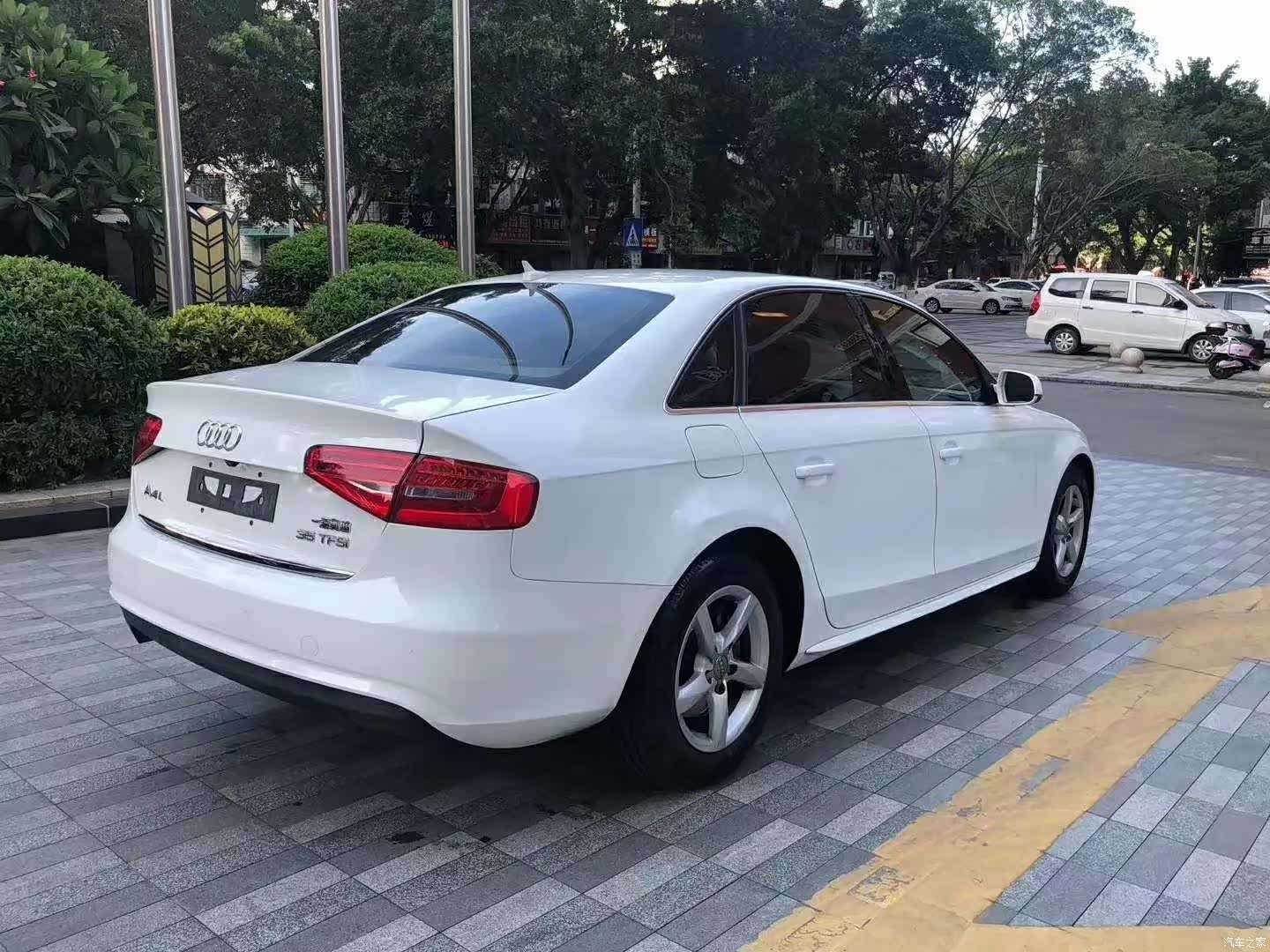 Audi A4L, 2012 8