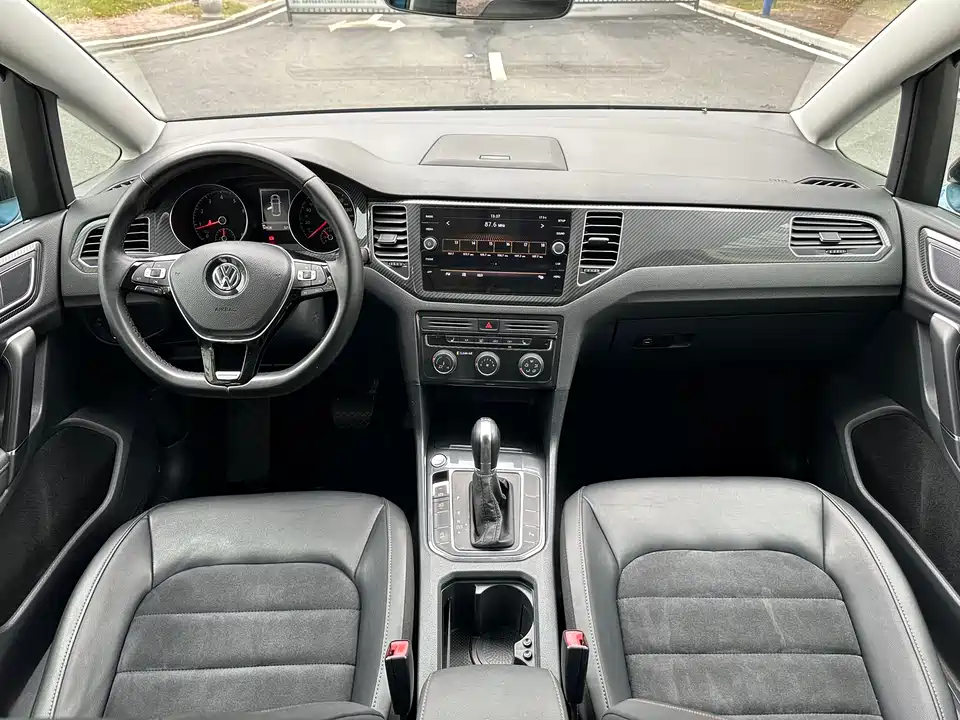 Volkswagen Golf*Jiayu