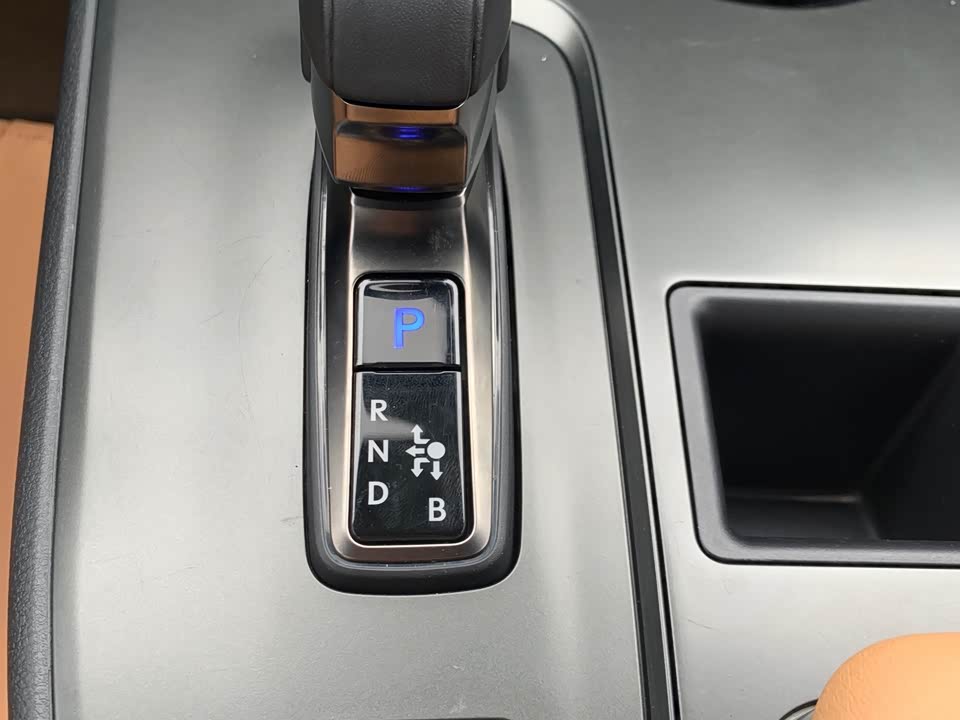 Lexus UX Lexus UX