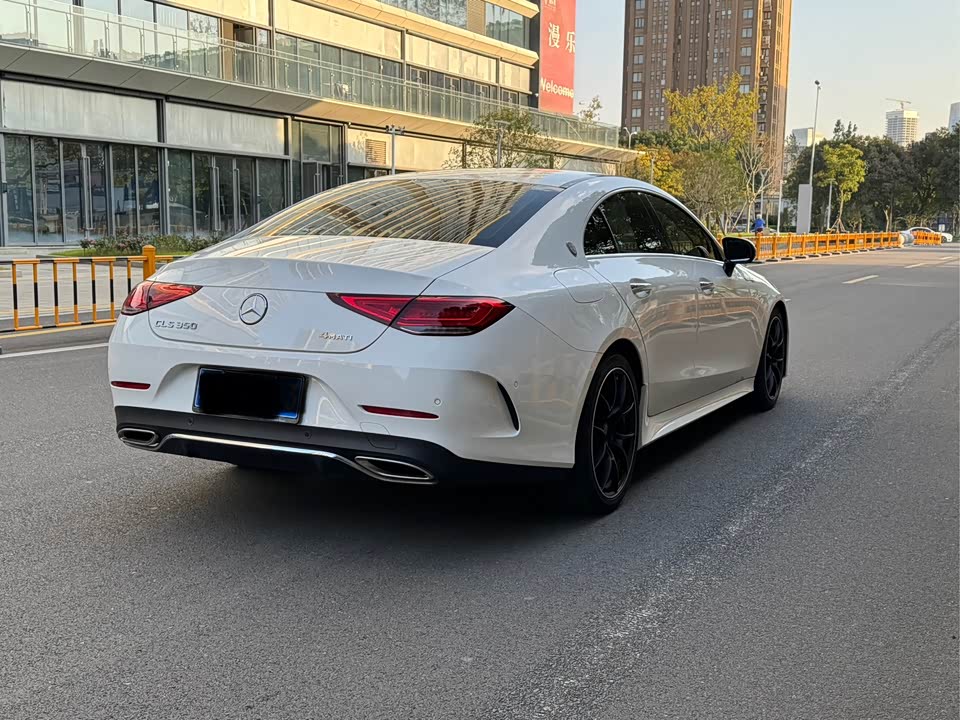 Mercedes-Benz CLS