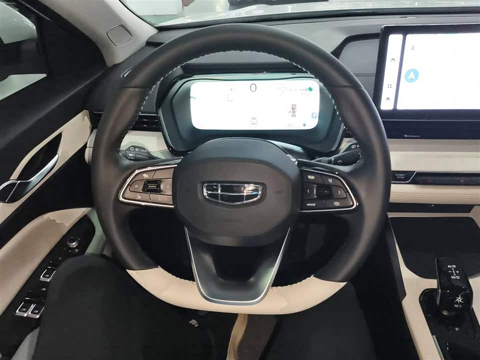 Geely Emgrand L HiP Geely Emgrand L HiP