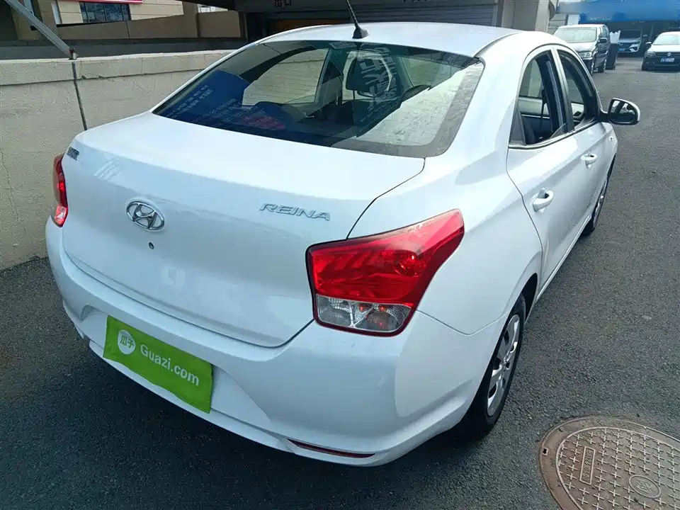 Hyundai Rena
