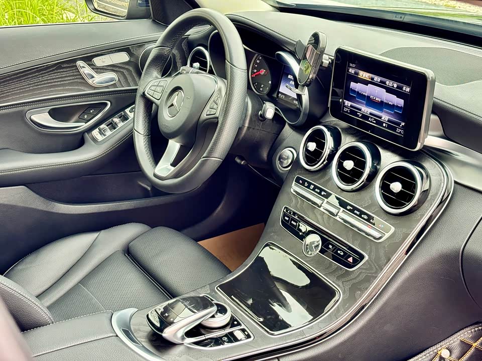 Mercedes-Benz Class C Mercedes-Benz Class C