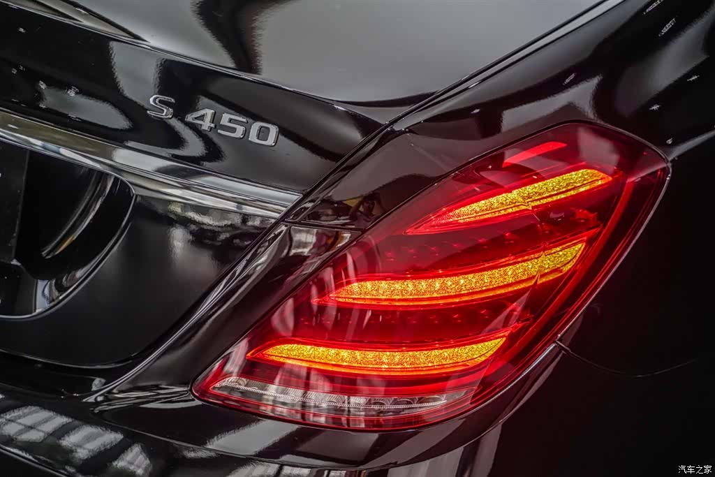 Maybach S-Class, 2020 4