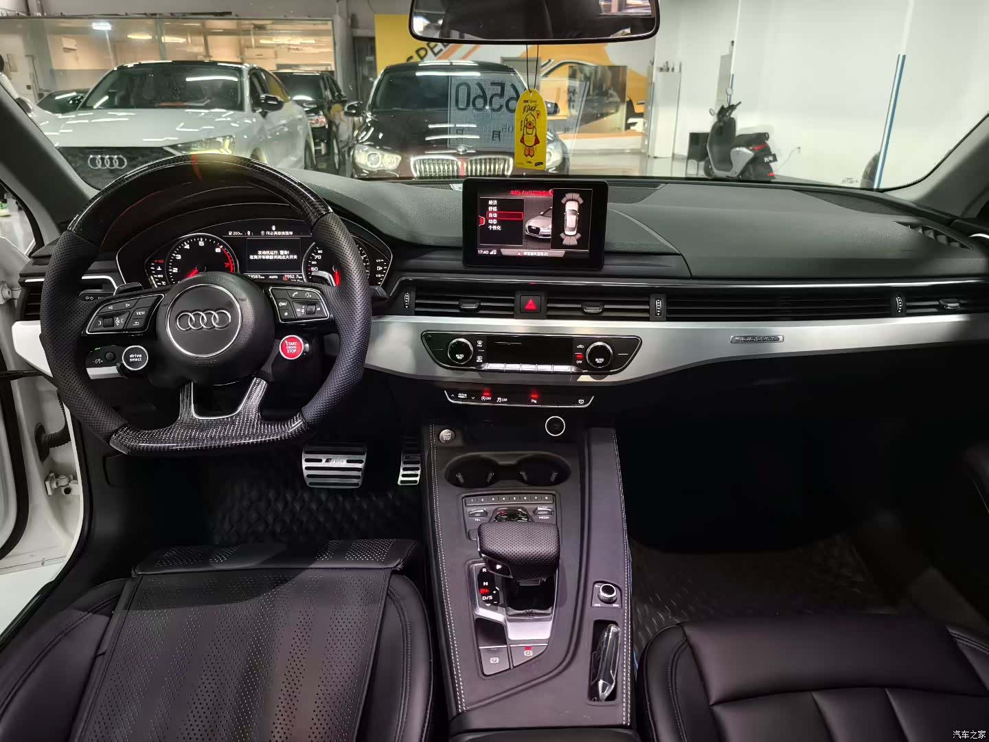 Audi A4L, 2018 все фото