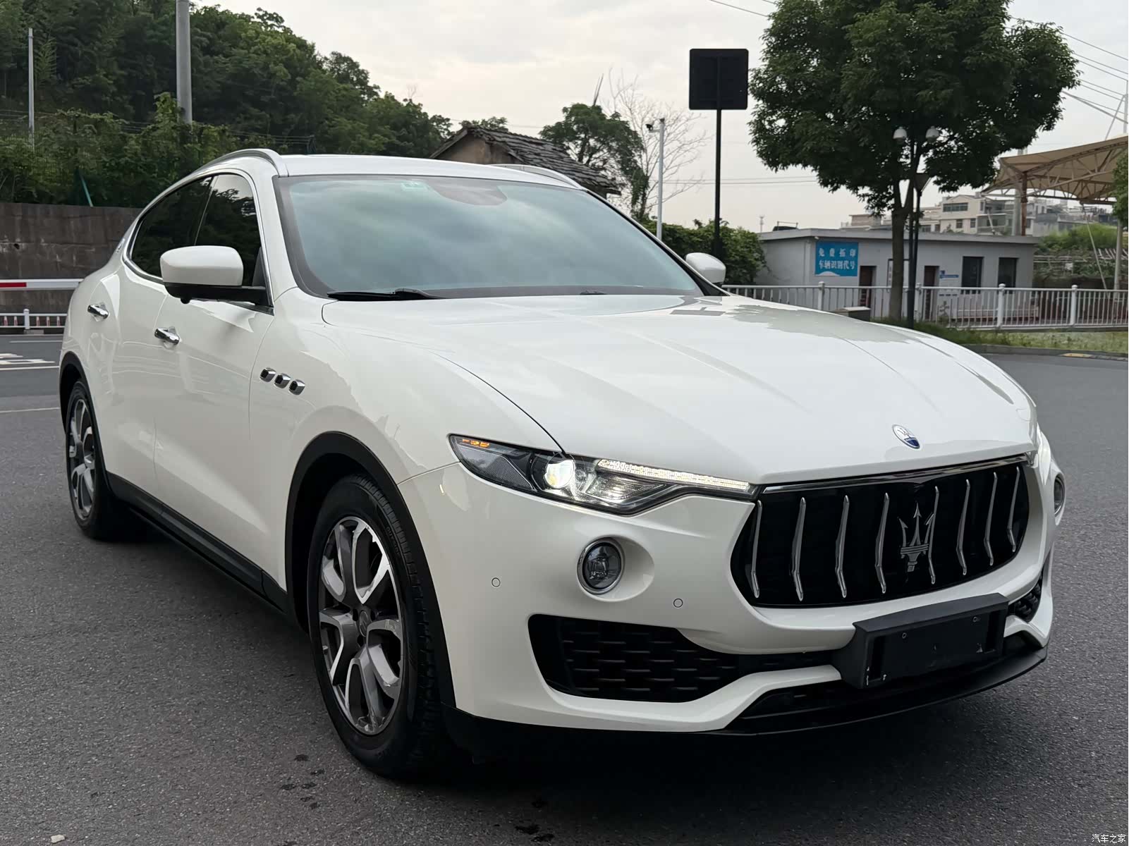 Maserati Levante, 2019 2