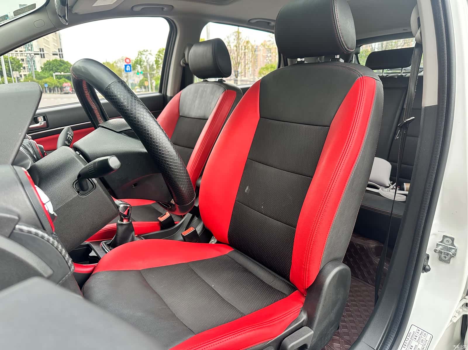 BAIC X25, 2016 21