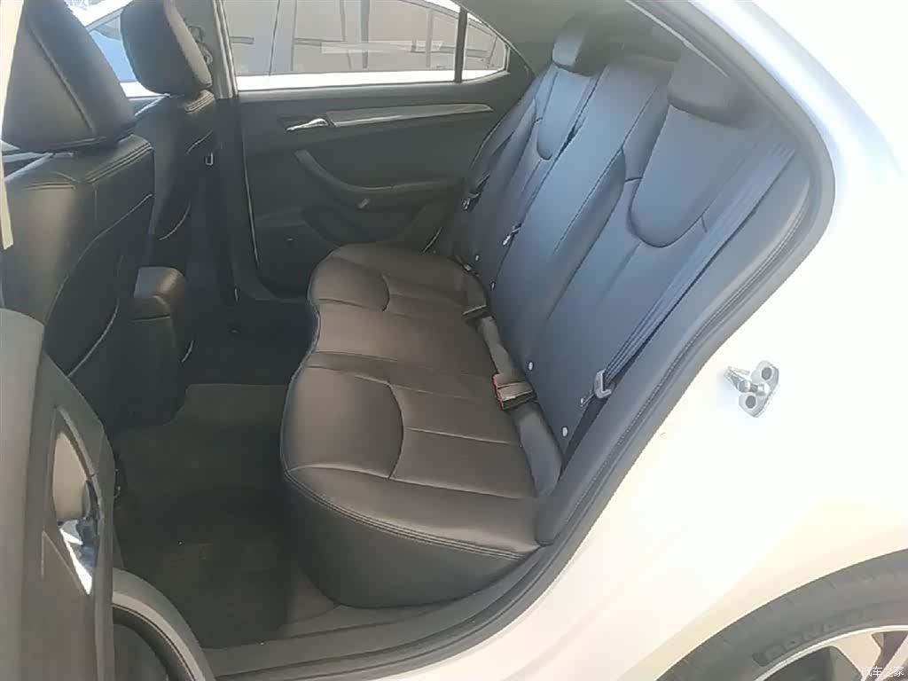 Roewe 360, 2017 17