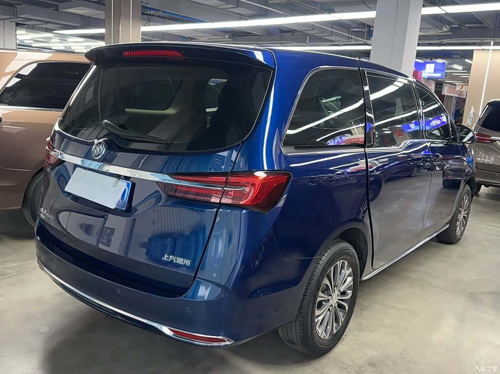 Buick GL8, 2023 11