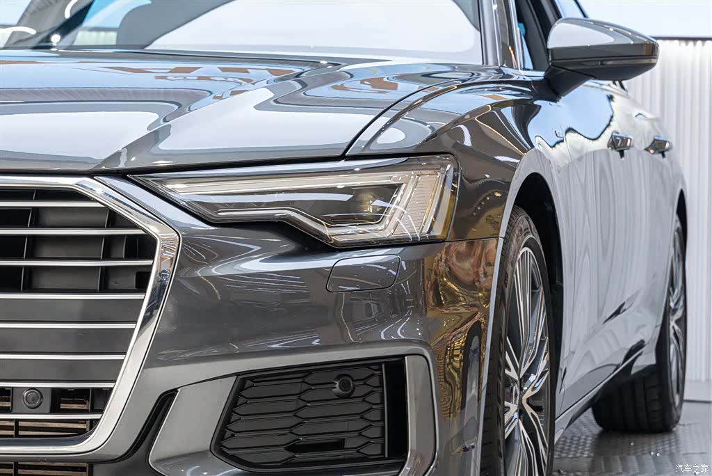 Audi A6L, 2022 6