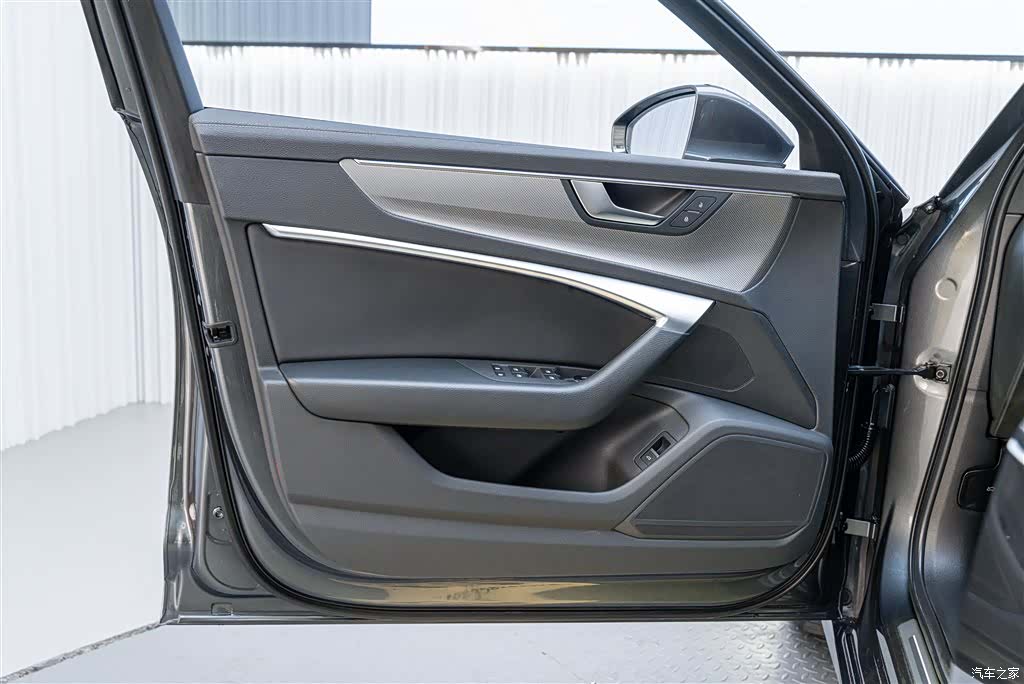Audi A6L, 2022 16