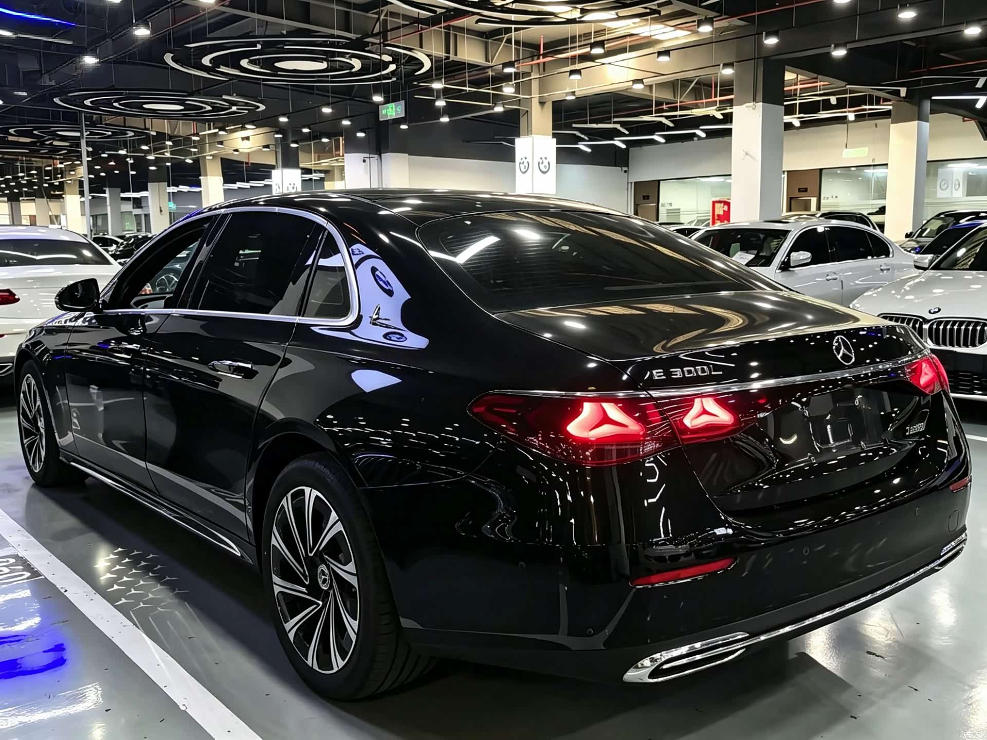 Mercedes-Benz E-Class, 2024 20