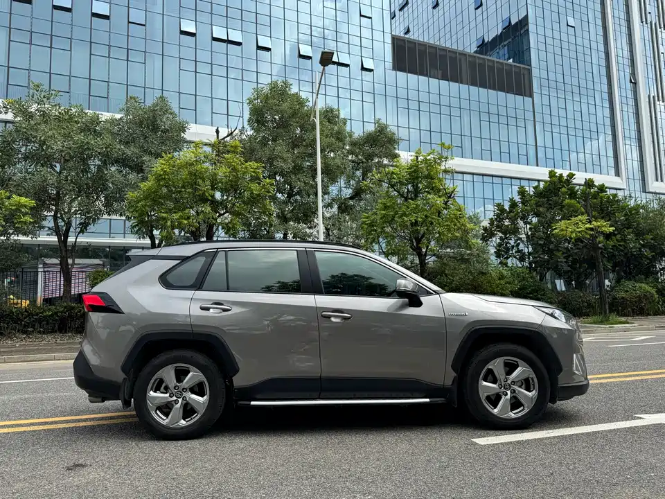 Toyota RAV4 Rongfang Dual Engine E+